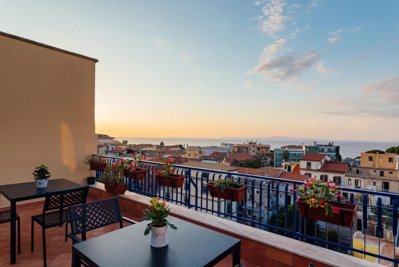 Vista Mare Alojamento de Acomodação e Pequeno-almoço Sorrento